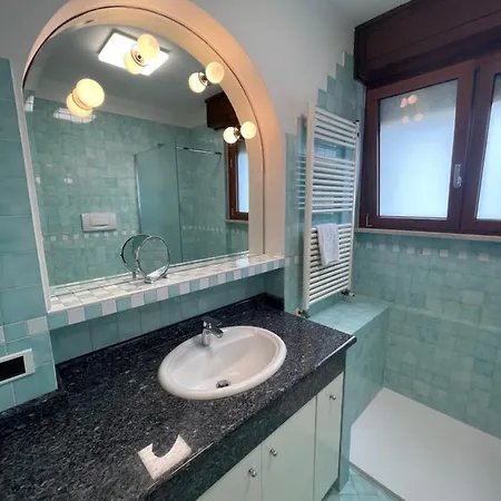 Apartment Hera Lazise