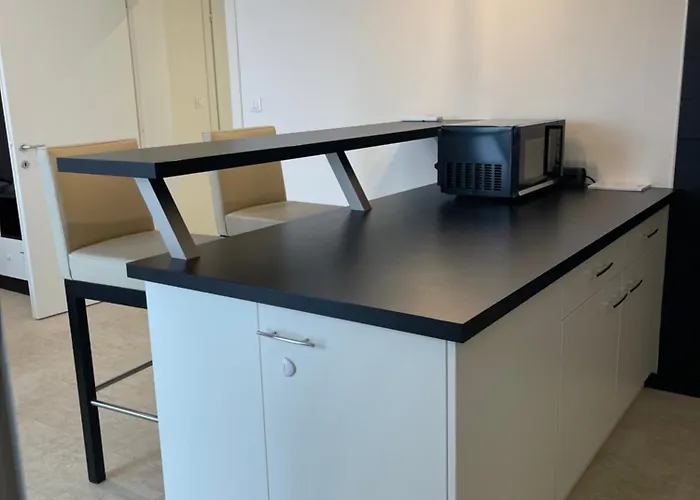 Hera * Λατζίζε